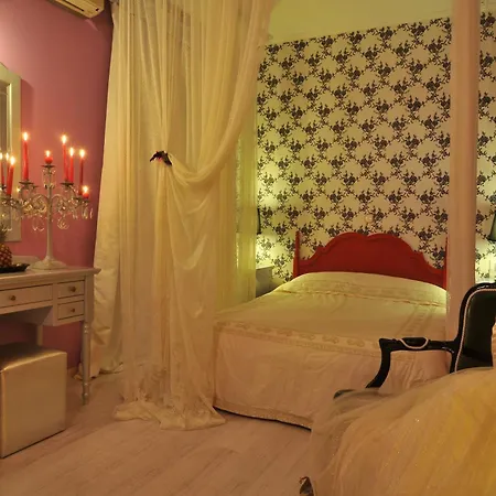 Orfeas Classic Hotel 2*