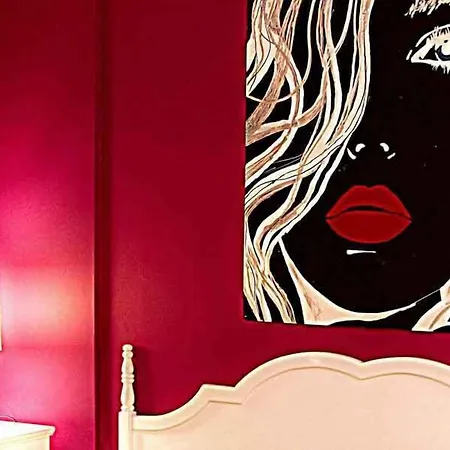 Orfeas Classic מלון 2*