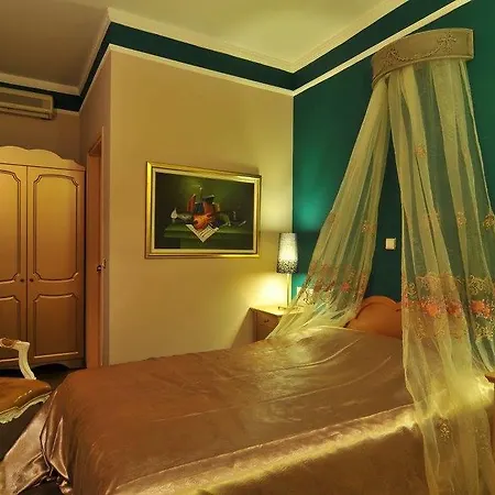 Hotel Orfeas Classic 2*